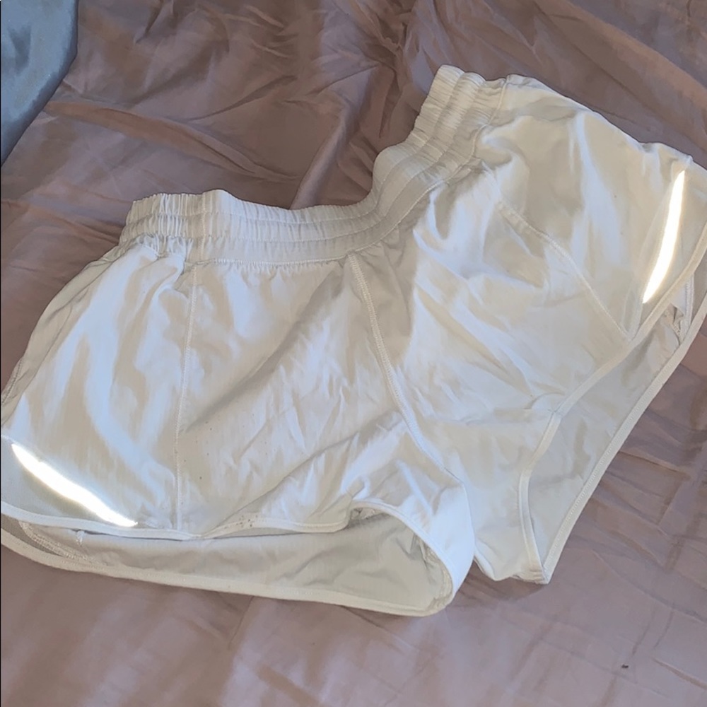 Hotty hot shorts! 2.5 inseam